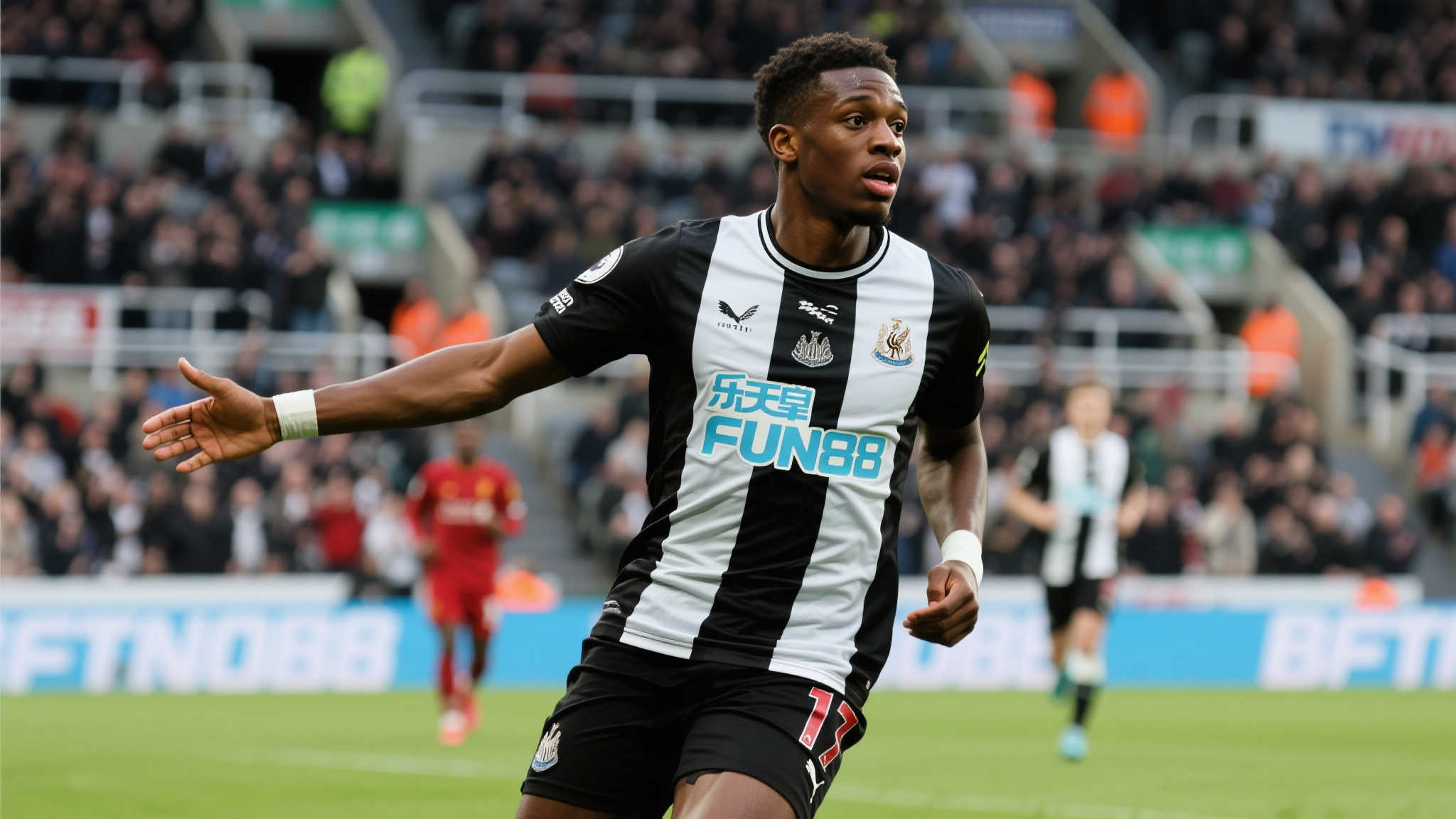 利物浦愿高价收购伊萨克,期待他稳定发挥 利物浦愿高价收购伊萨克,期待他稳定发挥